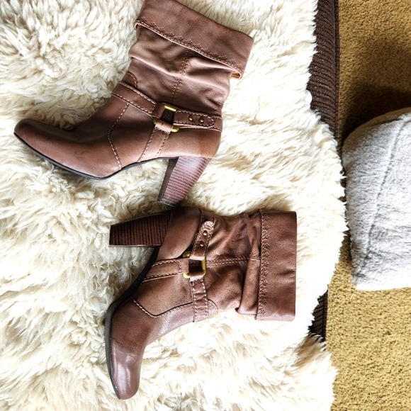 FOSSIL Genuine Leather Ankle Booties Sz 10 - Picture 2 of 14